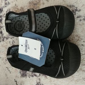 NWT Black Osh Kosh Play and Wash